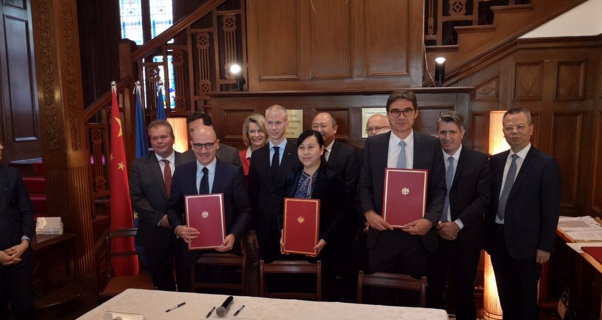 clsolard's tweet photo. Félicitations aux équipes de SNCF Hubs &amp; Connexions et du district de Shuangliu (Chine) qui ont signé un protocole d'accord portant sur la réalisation d'études préliminaires pour le développement d’un TOD (Transit-Oriented Development) à l'#aéroport de la ville de Chengdu 👍 https://t.co/eHY2LlT77R