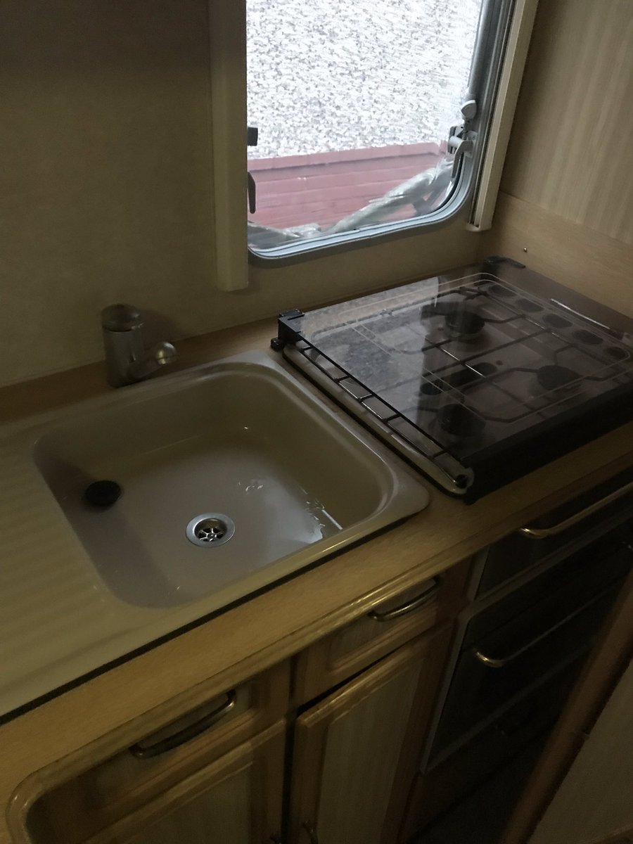 Streethope2's tweet photo. Streethope are getting ready to introduce this bad boy to the streets of Preston 😊One of the most asked questions is “can I get a shower”. Well now the answer is yes, plus a warm safe space to relax!! 😊 #nothingisbeyondus #letsmakeadifferencetogther #everythingispossible https://t.co/O0Z8uxBDuv