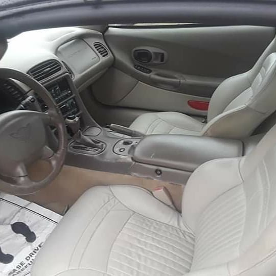 InterstateSales's tweet photo. ✴2003 Chevrolet corvette✴low miles 58.000
💲899 down with approved credit 
Clean interior and great breaks ✅✅✅
Come on in and test drive🚗🚗🚗 or you can call and be pre approved 🖋over the phone
🤳Call CESAR today 
☎️(478)956-5674
🌐https://t.co/6Mv7Kx2z1o
#usedcarsforsale https://t.co/GWc68z71xM