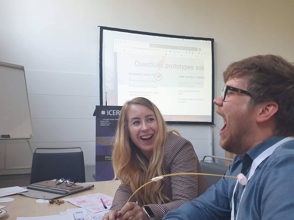 Natasja_Simone's tweet photo. Teknologi &amp; innovationslærere fra Rødovre kommune på slap line til workshop @JeppeRnnenfelt #google #designsprint #ICERI2019 https://t.co/KBLhz4GnCz