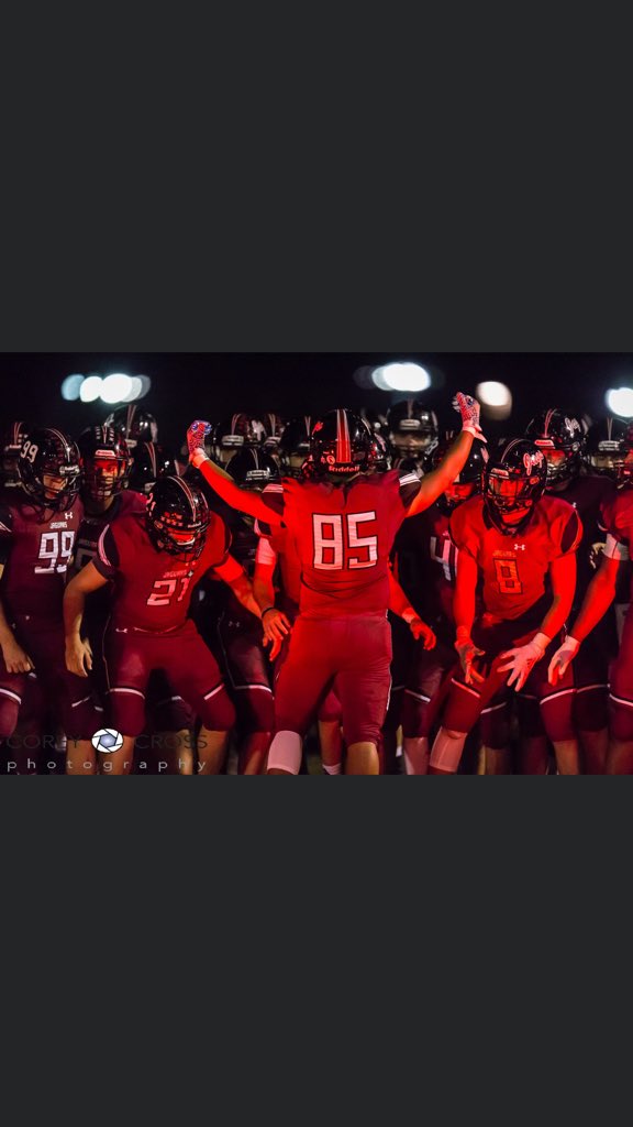 CoachHathcock's tweet photo. Thx to Dave Mathews for Desert Ridge awesome entrance and @ccrossphotog for the great photos. https://t.co/yUrCn5rLuZ