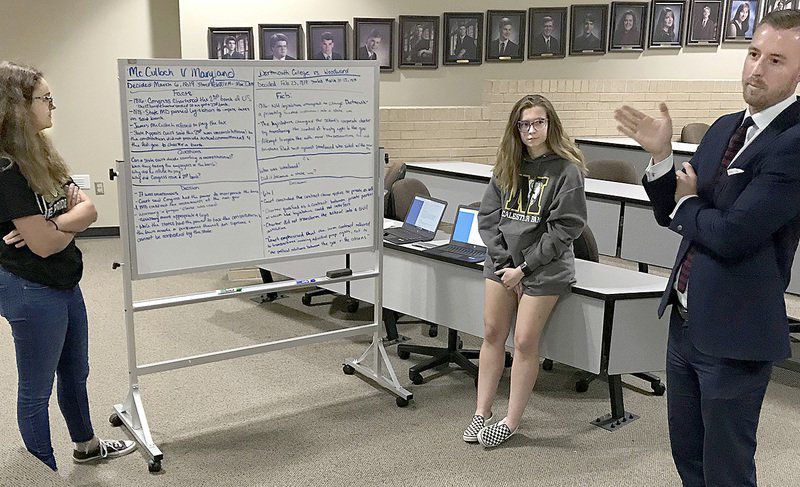 AmericaSucceeds's tweet photo. “We think that this is a model to allow schools to offer the course in an engaging way, in an effective way... to help students grasp the material enough to ultimately be able to pass an AP exam and get college credit." @ryanmwalters @okachieves https://t.co/pdwBrgrzBk #AgileEd https://t.co/hq1HWlZzlA