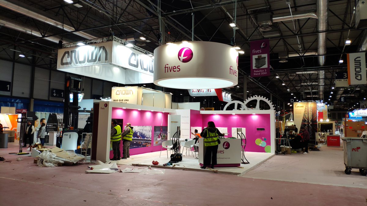 LogisticsSpain's tweet photo. ¡Ya solo faltan los últimos detalles! ¡Mañana comienza #LogisticsMadrid2019!  ¡Os esperamos! 13 y 14 de noviembre en @feriademadrid #EmpackMadrid2019 #PIMadrid2019 https://t.co/NdnIv5hLXv