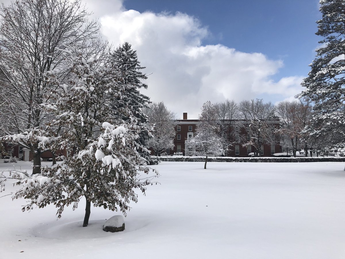 Tiffany Ott (@techieteachott) on Twitter photo A dazzlingly beautiful early snow this year. A dazzlingly beautiful early snow this year.
