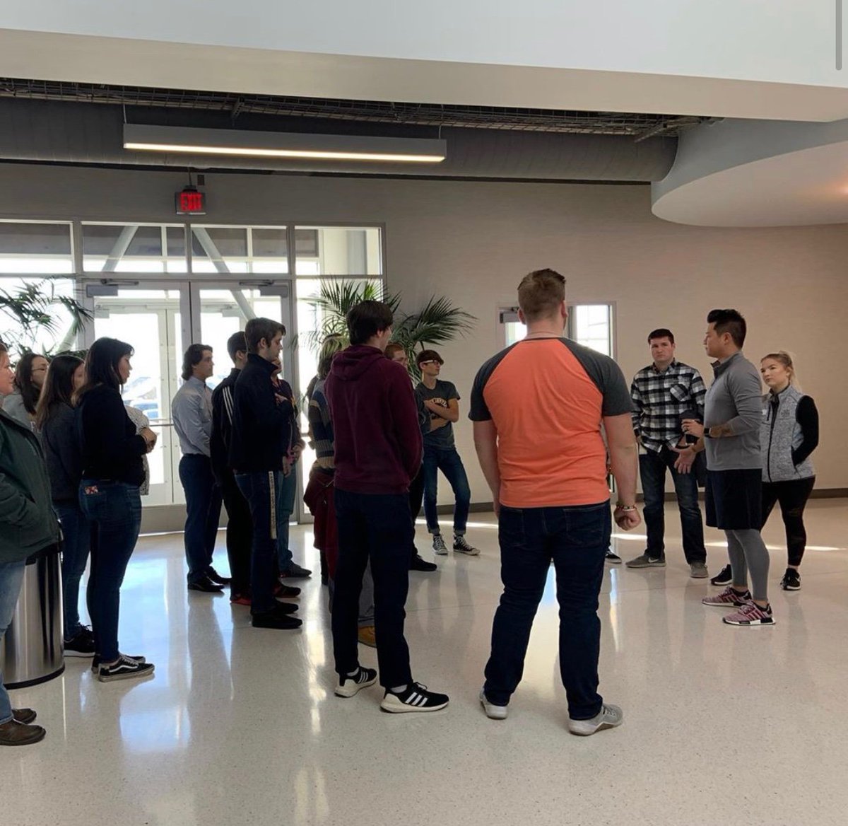 Danielle_Bahr's tweet photo. Thank you @VCHShornets Entrepreneurship Students for visiting the place that inspires me everyday to not only be the best Esthetician I can be, but person as well. I hope our information today inspires you to be best  version of yourselves! - @OptiLifeFitness  + @YouthEntre https://t.co/cLj3krl961