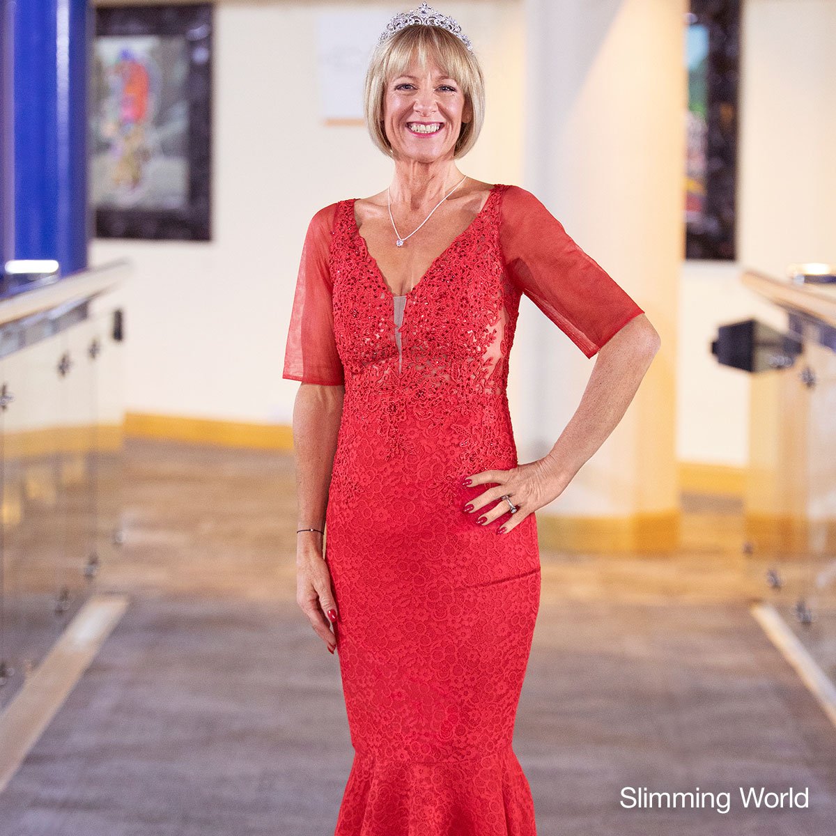 SlimmingWorld's tweet photo. #SWWomanOfTheYear 2019 Wendy says thanks to losing 12st 4.5lbs with #SlimmingWorld, she’s been able to confidently shop for her dream #Wedding dress – and can't wait to feel fab as, like us, she celebrates her 50th birthday! #SWGolden https://t.co/gtKr7sGrCc 👑🏆 https://t.co/OBgqNQSoJj