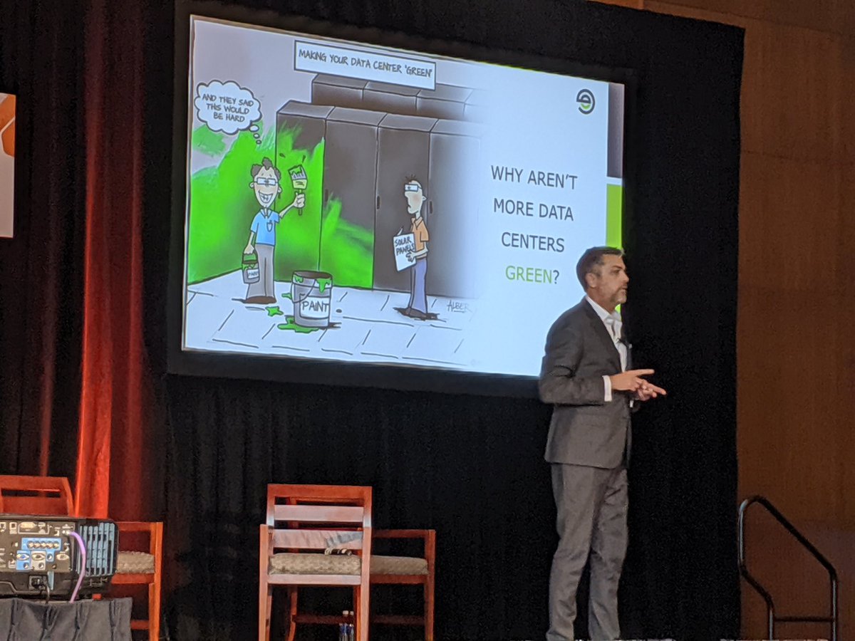 KarlMorin_'s tweet photo. Talk from Todd Coleman from @estruxture at #dimontreal https://t.co/yiDNyS9ggN