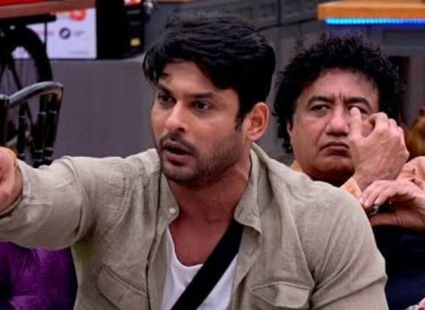 bbnewzz's tweet image. Asim vs Sidharth 

Whom do you support ?

RT for #AsimRiaz 

Like for #SidharthShukla 

#BiggBoss13 #BiggBoss #BB13