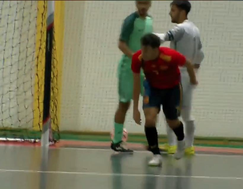 Final en Portugal!!

Portugal 2--3 España 

Termina el segundo partido de la selección de <a href="/CaniAlbert/">Albert Canillas</a> que fue muy superior a pesar del resultado y con un doblete del hombre gol hoy @Paniii_8 que estaba en todas