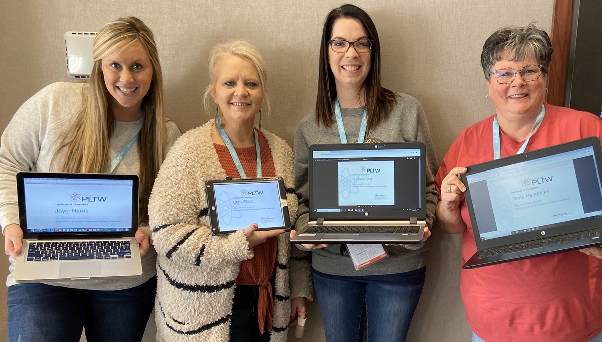 JayciJoHarris's tweet photo. Have loved our @PLTWorg Launch training this week! I have also loved these girls all we. We are officially PLTW certified. #STEM #STEMeducation #oklaed https://t.co/59JtIywsW1