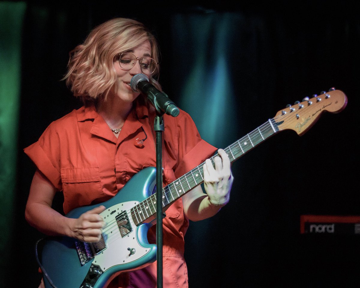 MisterBeardMan's tweet photo. @JosieDunneMusic photographed on 11/10/19 in Columbus Ohio. https://t.co/MbticYMJuJ