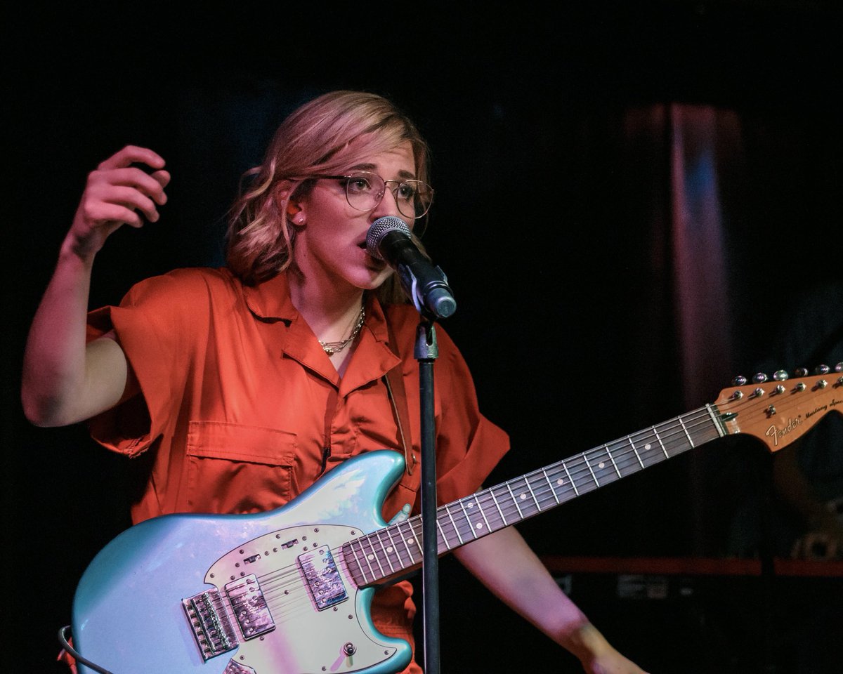MisterBeardMan's tweet photo. @JosieDunneMusic photographed on 11/10/19 in Columbus Ohio. https://t.co/MbticYMJuJ