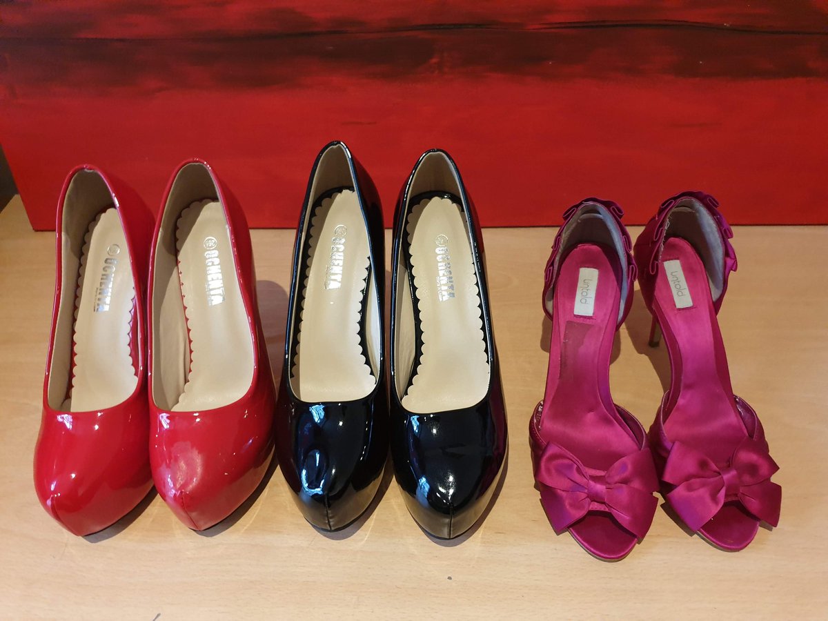 orientalsuzie's tweet photo. Got a new high heels for my slut :-) https://t.co/r4u2rCjebh