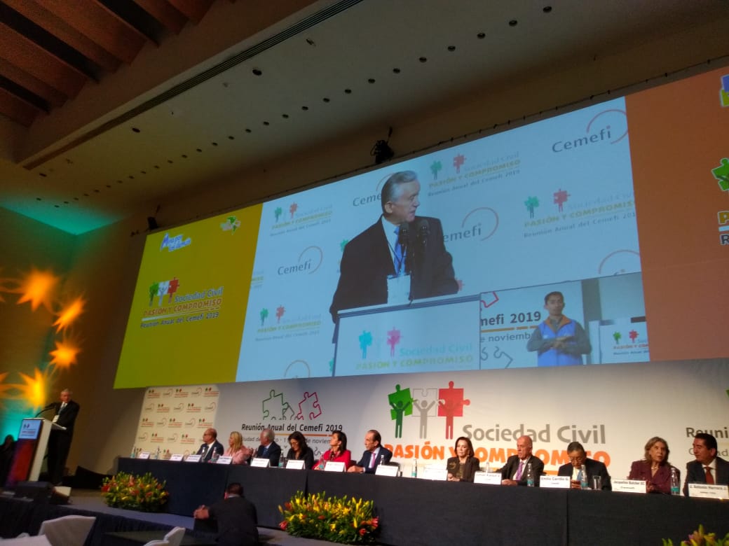 La sociedad civil trabaja con pasión y compromiso atendiendo a los que más necesitan y buscando la equidad y justicia social". Jorge Familiar Haro, Cemefi
Fundación Expo Guadalajara en la inauguración de la Reunión Anual 2019
#ReunionCemefi #Cemefi