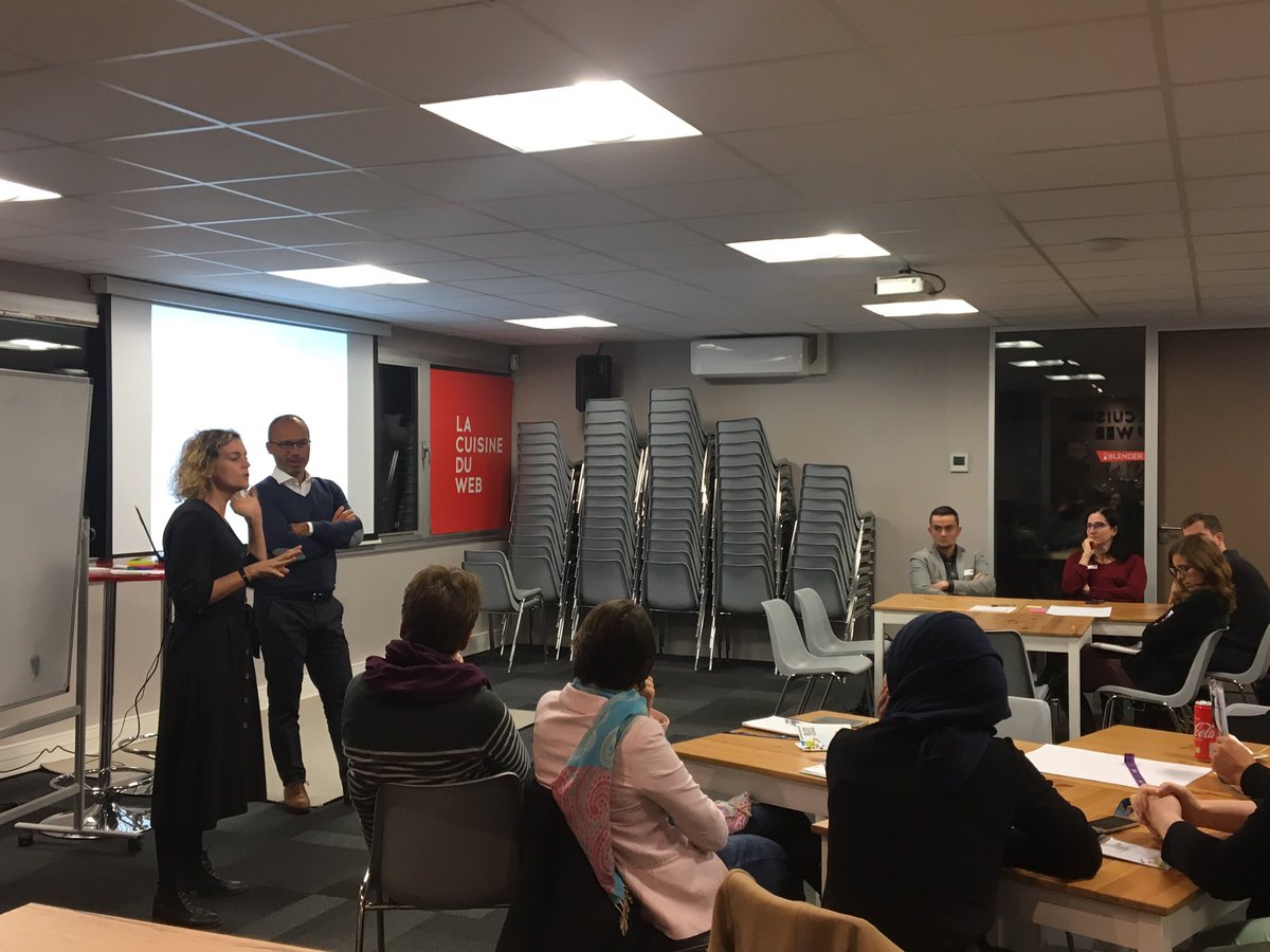 CamAllary's tweet photo. C’est parti pour le #blockathon d’@GroupeAPRIL sur #blendwebmix ! Ce soir on forme les groupes et on génère des #idées https://t.co/l1QQdBq3fG