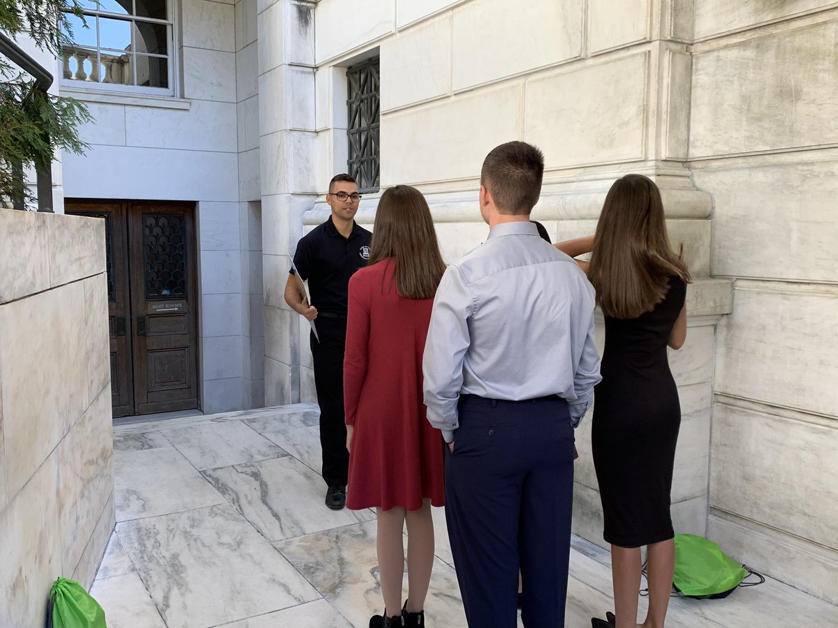 hoodboysmom's tweet image. Our 8th graders made me proud beyond measure at Arlington National Cemetery.  Here they are being briefed about laying a wreath at the Tomb  of the Unknown.  #thisislcsc #sparkgratitude