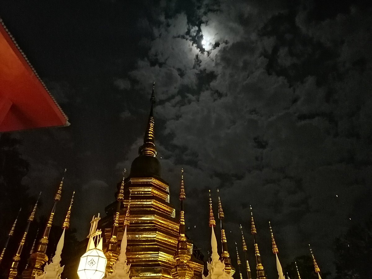 cbnmanoodmha's tweet photo. วันลอยกระทง ณ วัดพันเตา จ.เชียงใหม่ ให้อารมณ์เงียบสงบ เหมือนอยู่ในป่า ทั้ง ๆ ที่ตั้งอยู่ในตัวเมือง รถราเป็นล้าน... เวอร์ #reviewchiangmai #รีวิวเชียงใหม่
#ReviewThailand
ภาพนี้ถ่ายจาก #Huawei #nova3i อันนี้...ยังไม่ได้แต่งนะเอ่อ ไหวแม่ ส่วนภาพแต่งแล้วอยู่ด้วยล่าง ⬇️ https://t.co/haD3s2FBDI