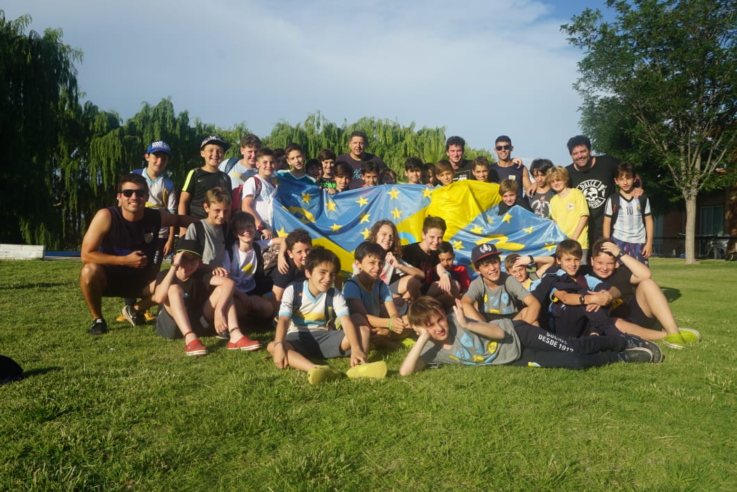 FutsalCRR's tweet photo. Les mostramos algunas fotos de lo que fué el viaje a Mendoza de las categorías 8va y 9na del club!

#VamosLosPibes ! https://t.co/dYVpVSkGDa