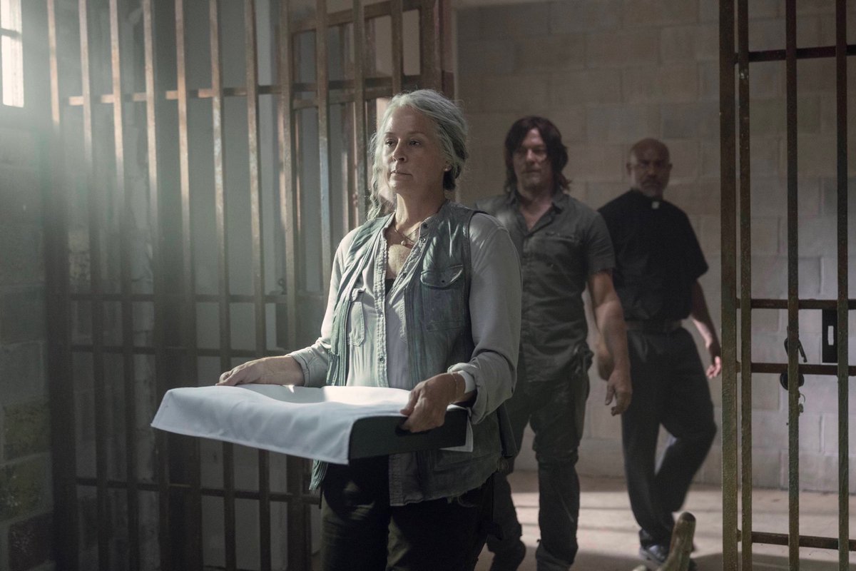 Mariloune's tweet photo. Soooo hyped for episode 7 already!!!! 
Promo pics look soooo good! 👀👌🏼🏹🔥🔥🔥🔥🥰
#TheWalkingDead #TWD #Season10 #Pumped #LookingSoGood https://t.co/HyaD1PklWd