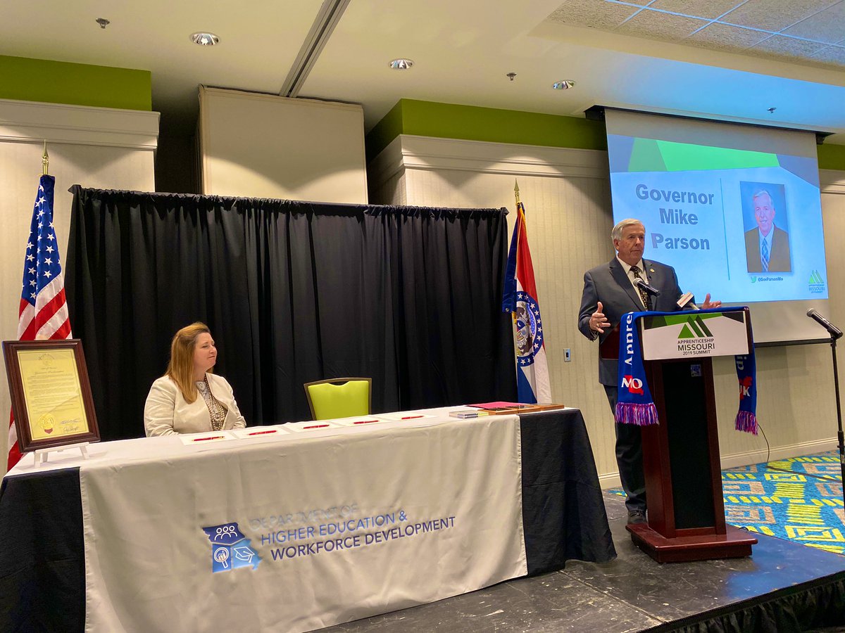 MardyLeathers's tweet photo. The rewards of leadership is helping others become better. It’s about really coming up with a solution. It’s about really doing it. @GovParsonMO #MDHEWD #MOApprentices #NAW2019 https://t.co/ReyrpxXcOd