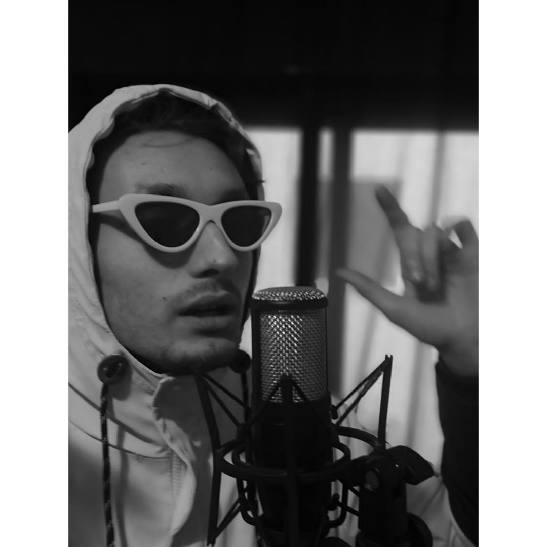 elpercutordg's tweet photo. ACTIVEN LOS PERCUTORES QUE VENIMOS A SOLTAR PLOMAZO 💥💥💥 #ELPERCUTORDELGENERO #DEMBOW #TRAPBOW #MILLIONSWAY #ELPERCUTOR #PANADERIADELAMIA https://t.co/bMqPC1X00W