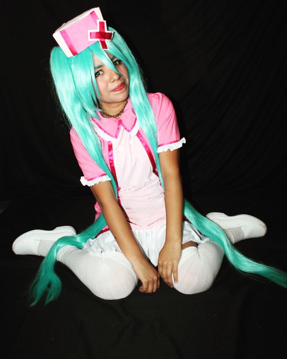 MiikuCosplay's tweet photo. #mikucosplay #HatsuneMiku #cosplay #japancosplay 💕 amo a miku QuQ 💕 https://t.co/J6lX9SPXeL