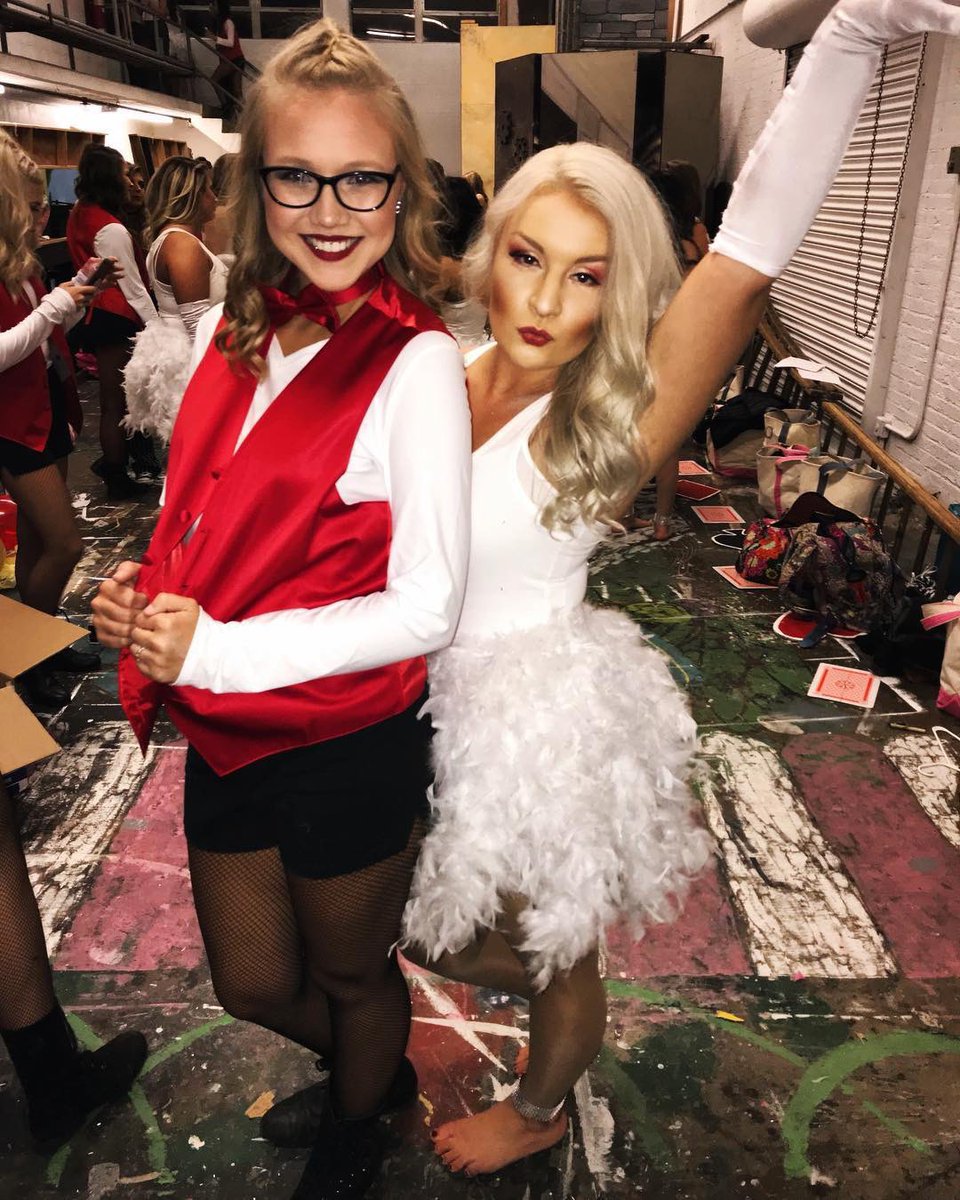_hannahsmoot_'s tweet photo. Four years of Follies because it’s that time of year again! Can’t wait to watch my @moreheadchio girls tonight 🥰🥰🥰 #proudalum #hasbeenstatus https://t.co/jlQUunZKoV