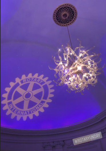 RotaryFR's tweet photo. Le 9 novembre, c'était la Journée du @Rotary aux Nations unies, axée sur les solutions locales à la crise mondiale des réfugiés. Six membres de la famille du Rotary ont reçu le prix Place à l'action - Connexions au-delà des frontières !
https://t.co/jUu8J5l55j https://t.co/qzQcLqpJ2u