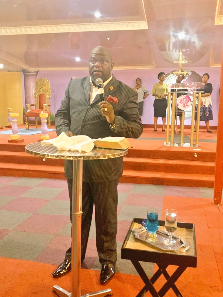 PLWC2001's tweet photo. His Grace Bishop DC Nkosi on the pulpit to deliver his Tuesday evening Sermon.
#PLWC18 #Zondi2 #20NothingIsImpossibleWithGod https://t.co/Tcg7Jq73Xp