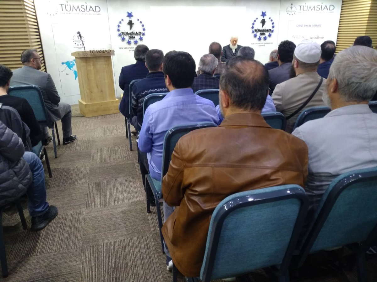 tumsiadistanbul's tweet photo. GENÇTÜMSİAD'ın tertiplediği ve Sayın Şemsettin Bektaşoğlu Bey'in konuk olduğu "Ticaret İlmihali" konulu seminerimizi gerçekleştirdik. https://t.co/NF4bPudBn8