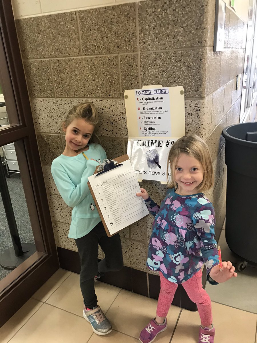 shawker1's tweet photo. First graders worked with COPS ๐ฎโโ๏ธ ๐ today to solve the crimes of the incorrect sentences! They sure enjoyed marking those citations! #BHsailors #funfirsties #sentencestructure #HSSDLiteracy https://t.co/WxNiCB9eMt