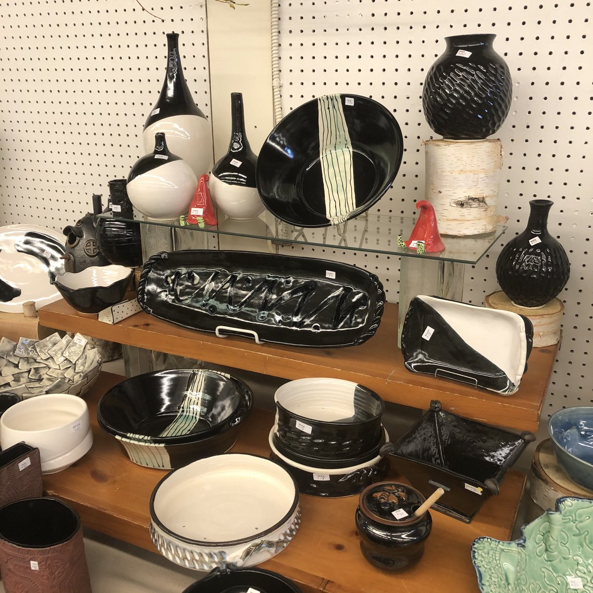 studio_potters's tweet image. Potters Studio Sale Starts Thursday #pottery #ceramics #toronto #handmade #handcrafted #thepottersstudio #potterysale