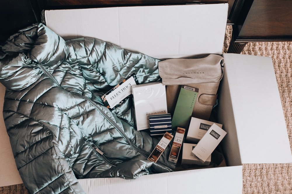 mckennatrahan's tweet photo. #ad I'm so excited to partner with @EllenTracyNYC and other fabulous brands in today's post.  Check it out for special discount codes and ideas on surviving the holidays! #HolidayPartyStyleBBoxx  https://t.co/jqboarDnFm @Levenger @ColRothschild  @grandecosmetic_ Woosh Beauty https://t.co/UAnQHxmTI9