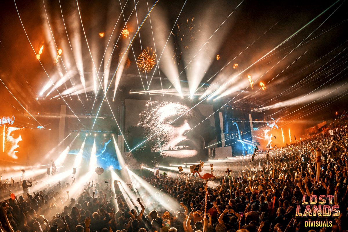 lost_lands's tweet photo. Just let me feel something ⚡ https://t.co/utQw1lLa9g