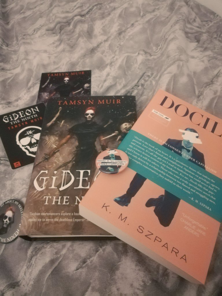 MyBookishLife's tweet photo. Got home to some very exciting bookmail ๐ #GiedontheNinth @tazmuir #Docile @KMSzpara #TheSecretChapter (love this series ๐) @GenevieveCogman and the pb of #TheTrueQueen @zenaldehyde out Nov 14th @torbooks @UKTor @JamiedoesPR WHERE TO START ๐ฑ https://t.co/W2Opmvd4xn