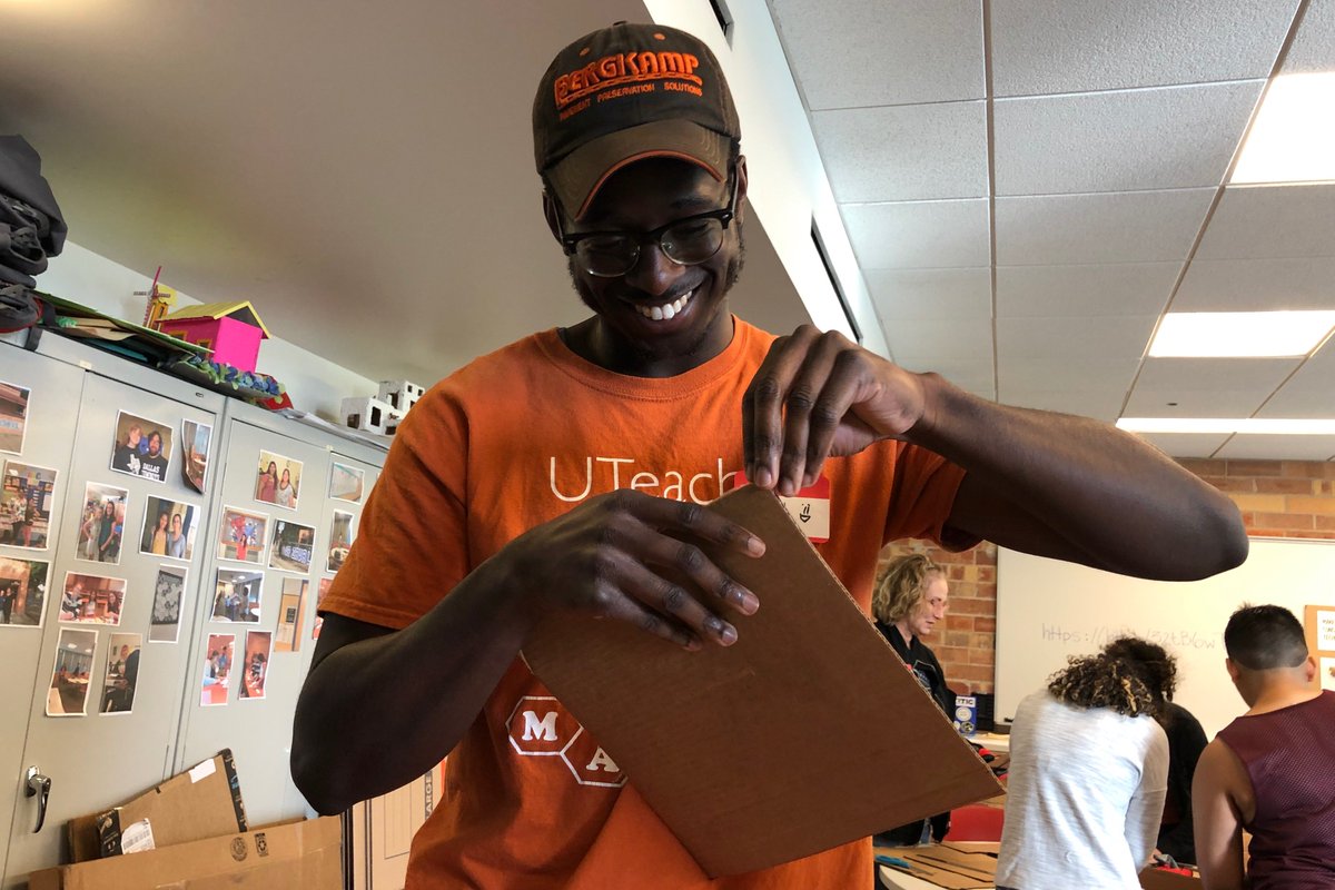 UTeachMaker's tweet image. For this weekend's #MakerWorkshop we met at St. Edwards University to build some cardboard creations! Stefanie Nguyen taught us a variety of awesome construction techniques to use for projects in the classroom! Check out some of our creations!! #UTeachMaker #CardboardCreations
