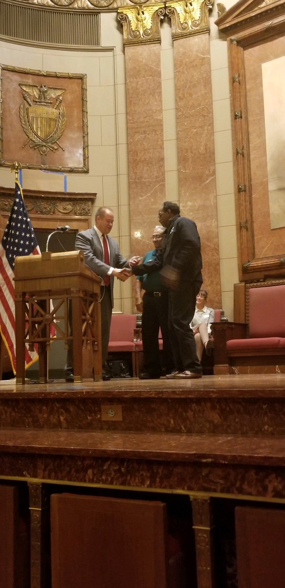 MarionSuperior's tweet photo. Veteran's Court celebrated recent graduates! Eleven graduates successfully completed the program in the past year. Congratulations to them for all their hard work & perseverance! So proud of all of you!
#veterans #veteranscourt #problemsolvingcourts #marionsuperiorcourt https://t.co/BH38KkrsaV