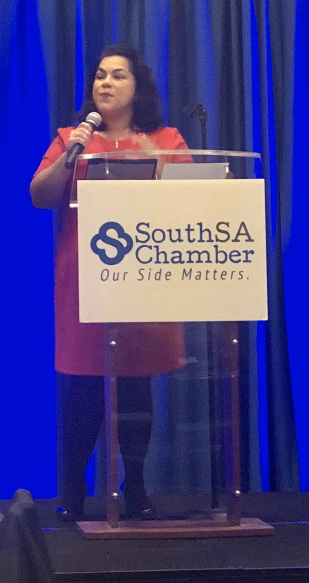 MySAWS's tweet photo. SAWS is proud to be a silver sponsor at the #StateofD3 luncheon with Councilwoman @RebeccaViagran. SAWS has numerous water 💧 & sewer projects on #SouthSide to ensure reliable service delivery. #satx https://t.co/LKK16qxhcz