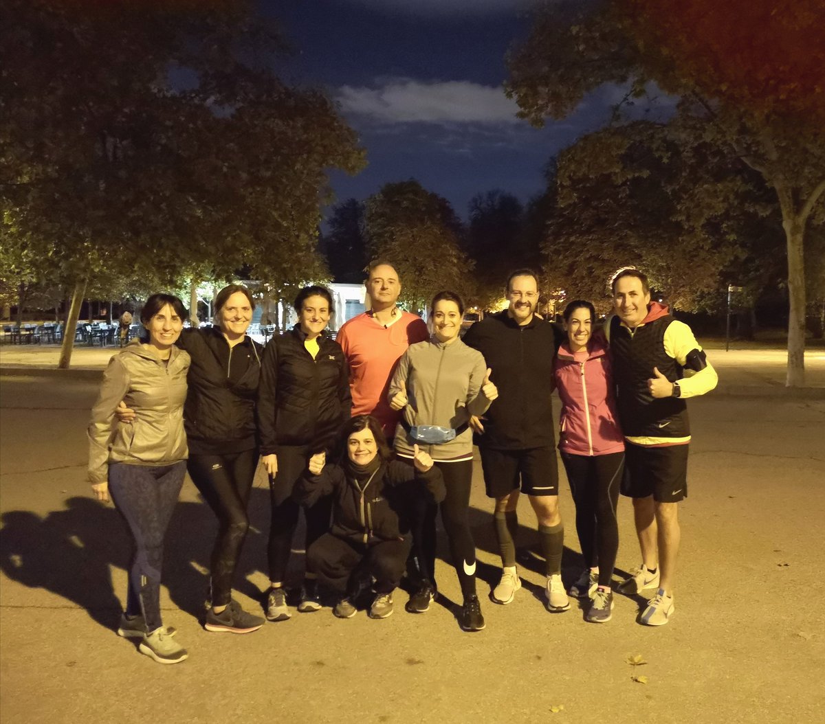 studiofitretiro's tweet photo. ¡Alto Rendimiento!
📈👌
De diversión, de disfrute, de aprender a correr y de compartir un deporte tan bonito como correr con los mejores!😉🤩
GRUPO RUNNING
STUDIOFIT 
KMZERO ®
By
@Luisja800
@studiofit_retiro 
Todos los lunes tenemos una cita con el Running @_ElRetiro https://t.co/mmK5H8oXf4