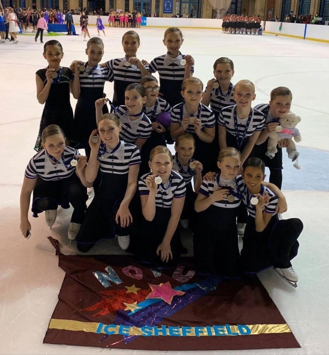 Fantastic start to the <a href="/SheffSynchro/">SheffieldSynchroSkateAcademy</a> season for Darcey winning 🥈 with team Novus representing #sheffield <a href="/LVL_ISC/">Lee Valley London Ice Skating Club</a> comp <a href="/Yourallypally/">Alexandra Palace</a> Looking forward to the British Championships <a href="/Nat_Ice_Centre/">National Ice Centre</a> in Jan Thanks for the support @ASCHSSheffield 👍