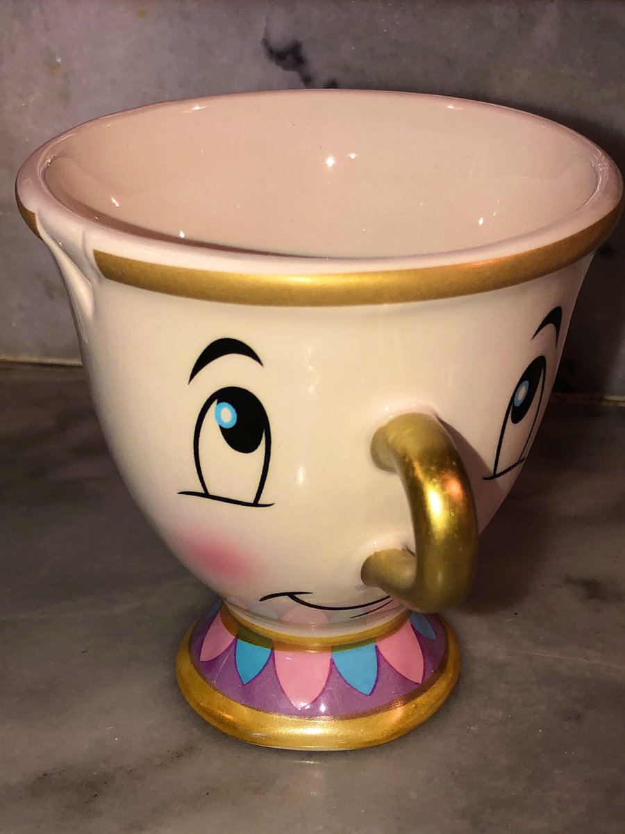 MamasaurusRex27's tweet photo. How cute is this?! Only $4 at 5 Below! I hear they go fast so if youโre a #BeautyAndTheBeast fan too or just love collecting tea cups (guilty ๐๐ผโโ๏ธ especially @Disney ones), then go check ur nearest store! #Disney #ChipTheTeacup #CollectDisney https://t.co/UCA6uu9RgT