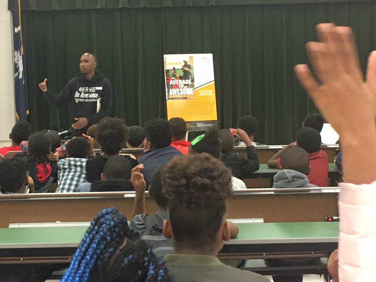 WSSandel's tweet photo. Thank you @TimBowersSpeaks for a great message for our 3-5 graders about achieving their goals.  #thinkbig #averagetoawesome @RichlandOne @RSD1_AVID https://t.co/ljToobiTgo