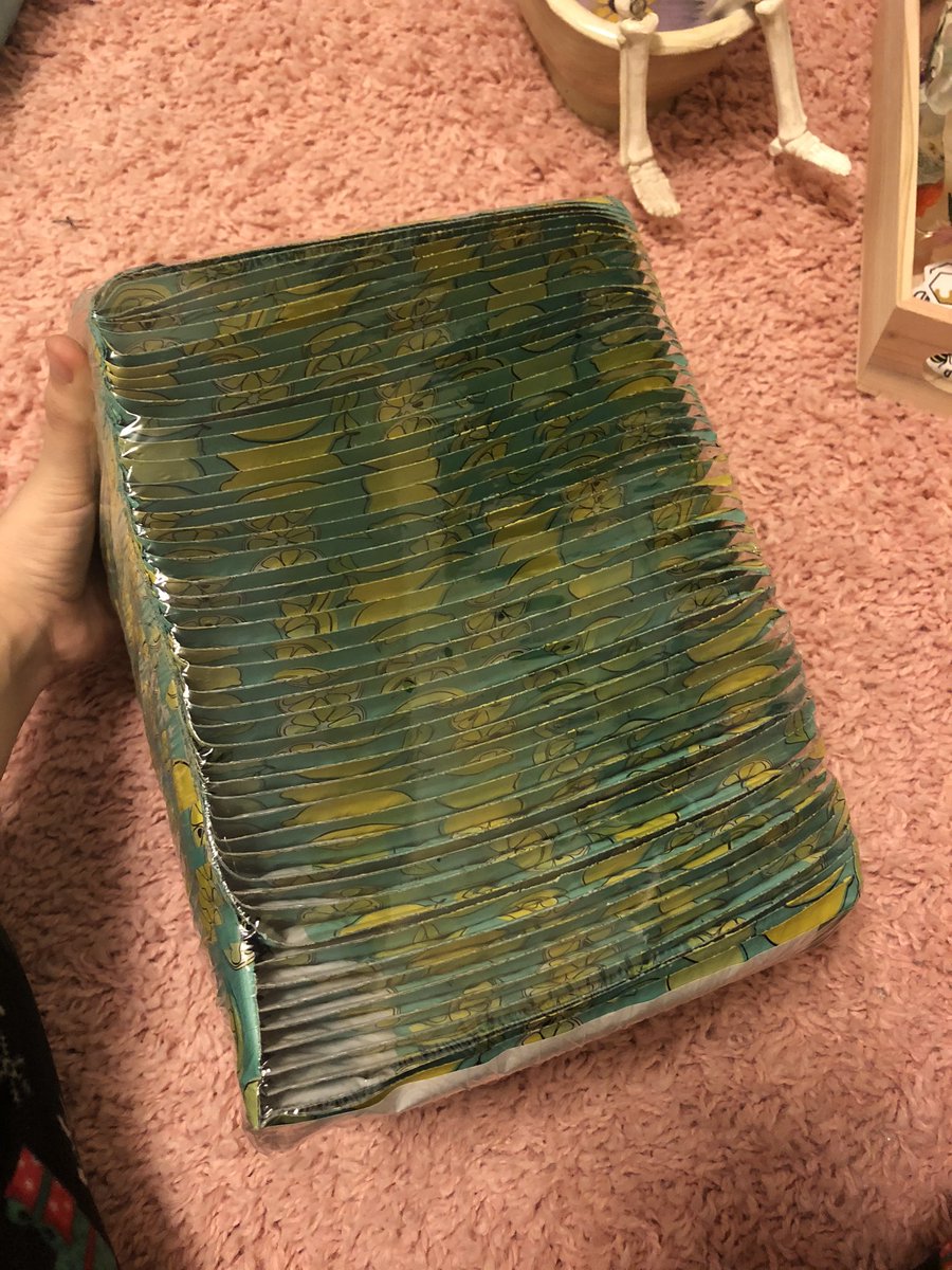 Business babes giveaway ✨💛

I’m giving away this unopened pack of 50 bubble mailers size 4x7 ✨

All you gotta do is follow me, rt and like this to enter! 
Tag a business buddy you think could use these!! 🐝💐 

Ends on 11/15 at noon AKDT✨