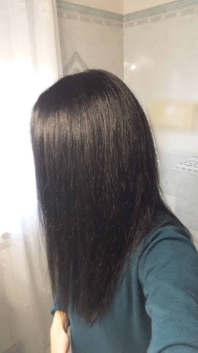 verymaci's tweet image. Shampoo e balsamo #HerbalEssencesambassador provato e devo dire che sono rimasta piacevolmente sorpresa... 😍 ottimo prodotto  con il 90% di origine naturale e 0% paraffina e coloranti
#HerbalEssencesambassador #clubdesiderimagazine #trnditalia