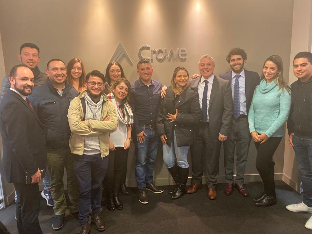 Alumnos de "Ética, gobierno corporativo y sector financiero" visitando la firma <a href="/CroweSpain/">Crowe Spain</a> #SemanasInternacionales #CEISA #sergistas