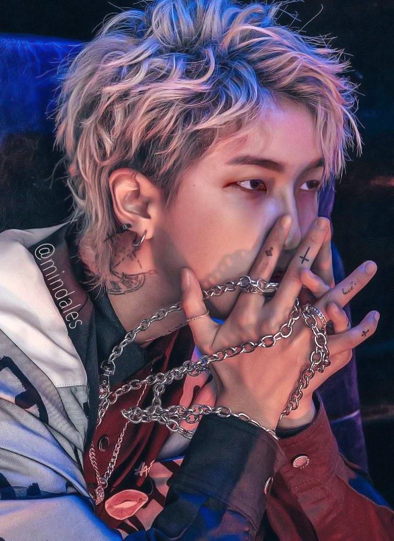 mindales's tweet photo. MOTS Shadow concept: this Namjoon with this Taehyung @BTS_twt https://t.co/MDn6JUpQ6G