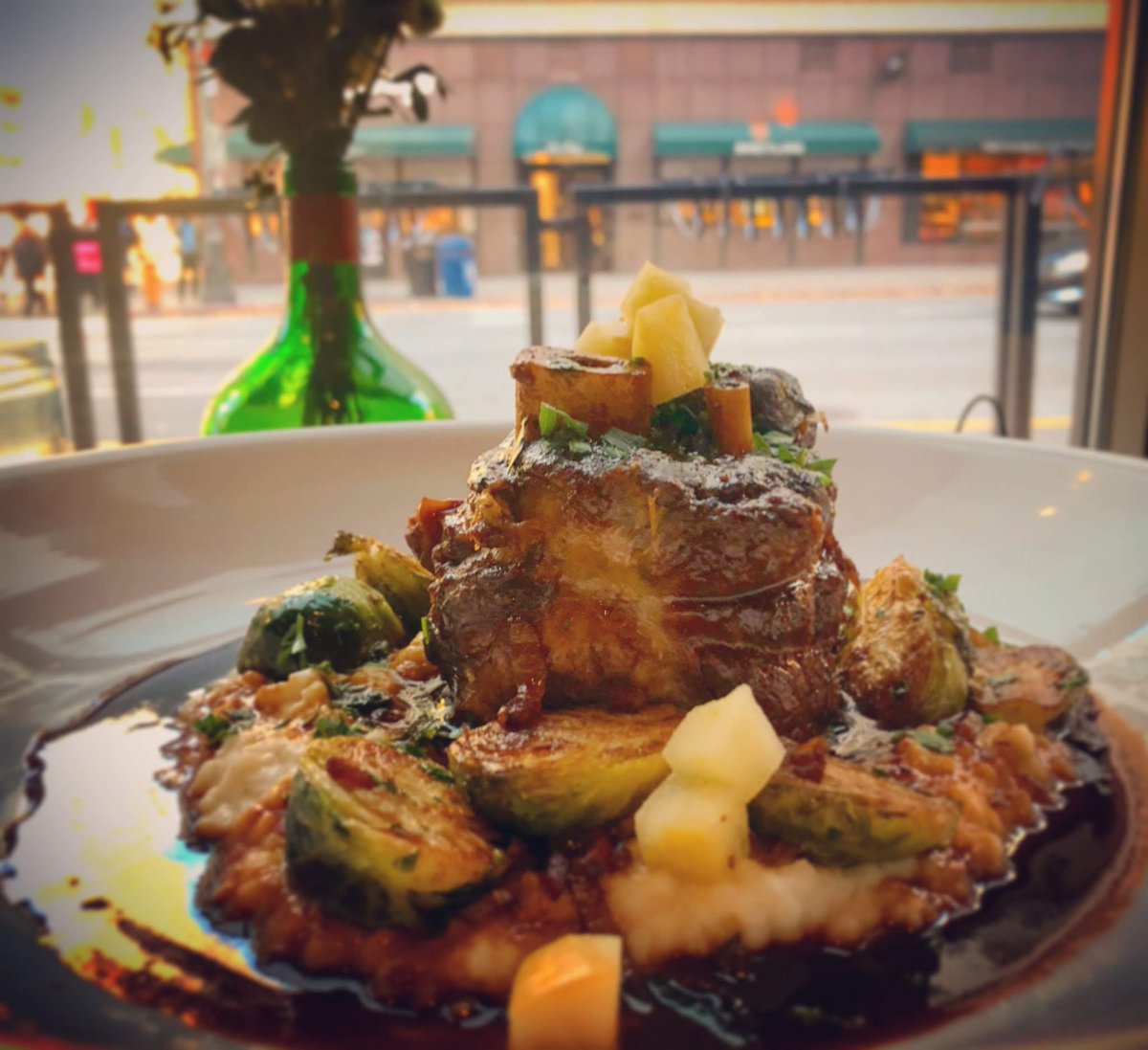 RN74Seattle's tweet photo. @EaterSeattle knows where to find good eats and great wines for the holidays! 

https://t.co/AWruNTMiWz https://t.co/z3W3gecwQW