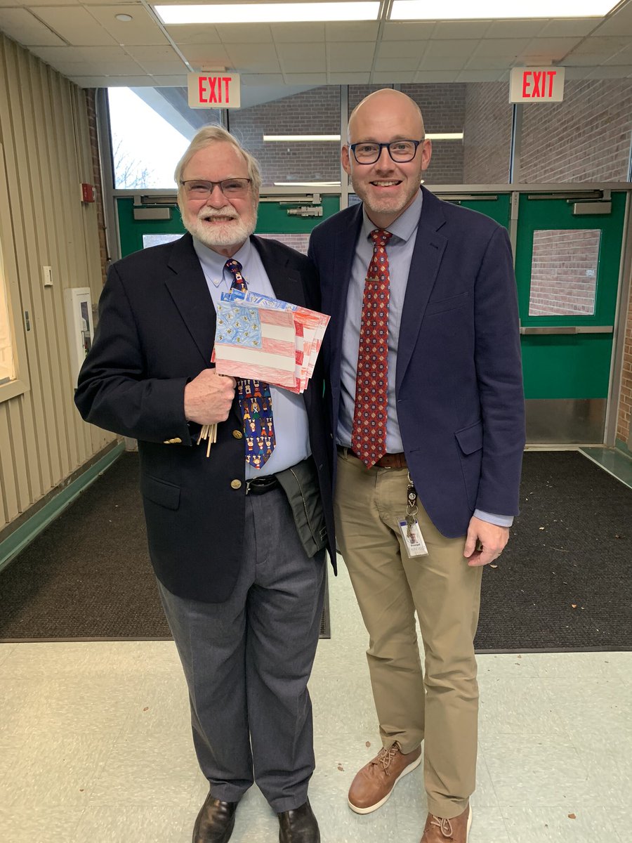 FfldOsborn's tweet photo. OHS honored our veteran guests today with song, applause and a special flag gift!  When our guests were asked by a student, “How do you stop a war”, Army veteran Tom Quinn replied, “Don’t start one.”  Thanks to all who participated (including Mr. H’s father)! https://t.co/ObUo8kQ0wB