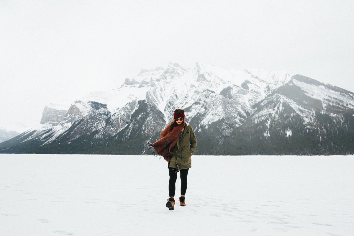 callMEDIA21's tweet photo. Are all you guys ready for this snow?
❄
#lewkophotography #MEDIA21 #snow #banff #alberta #winter #Winteriscoming https://t.co/Yc1A8M7rEP