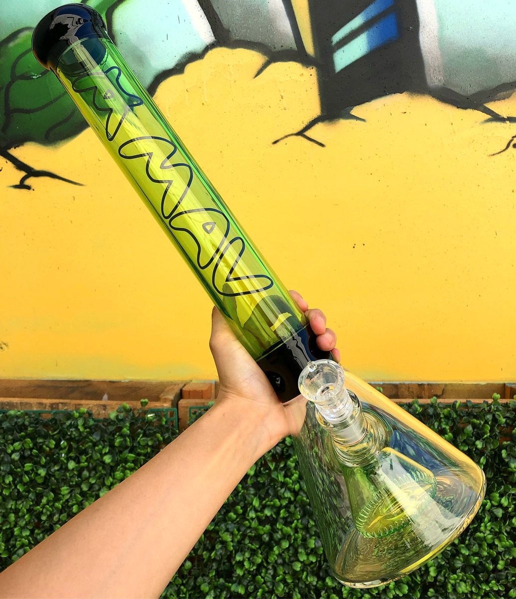 MAVGLASS's tweet photo. Your next everyday piece 🔥
Grab a Slitted Pyramid Beaker in Ooze, White, Purple, Blue, Slime, Gold and Slime https://t.co/GRmAckqVlX… #BongRips #GetMAV https://t.co/kbh5SyinM3